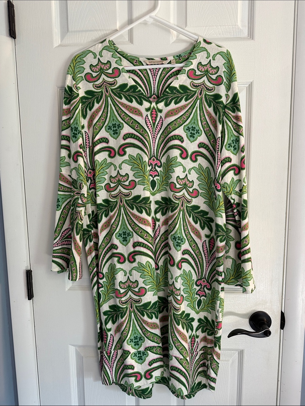Soft Surroundings Green and Pink Paisley V-Neck Tunic - Large